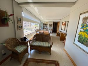 Image 16 - 210859