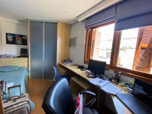 Image 32 - 210859