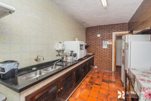 Image 62 - 210905