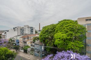 Image 20 - 211011