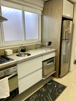 Image 11 - 211110