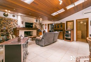 Image 36 - 211141