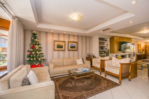 Image 15 - 211188