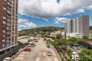 Image 9 - 211196