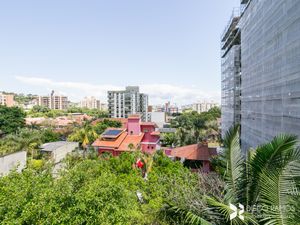 Image 33 - 211236