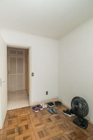 Image 35 - 211241