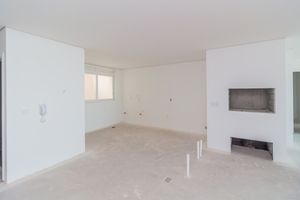 Image 30 - 211319