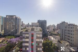 Image 12 - 211330