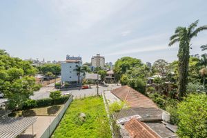 Image 11 - 211521