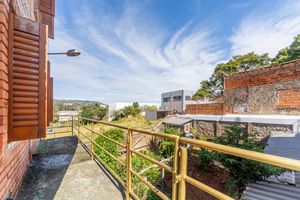 Image 33 - 211539