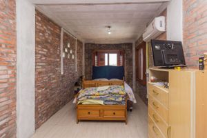 Image 37 - 211539