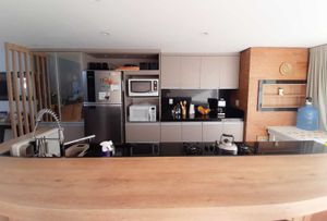 Image 8 - 211623