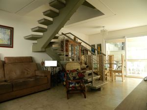 Image 3 - 211667
