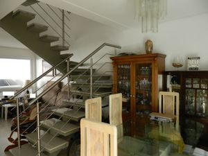 Image 14 - 211667