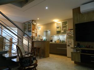 Image 16 - 211667