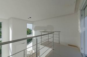 Image 8 - 211668