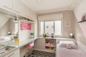 Image 11 - 211674