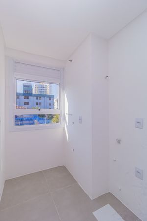 Image 7 - 211675