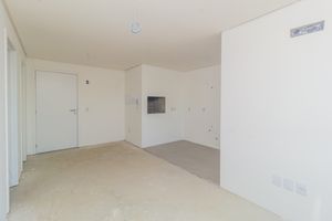 Image 3 - 211685