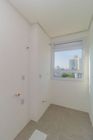 Image 17 - 211685