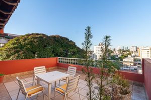 Image 9 - 211695