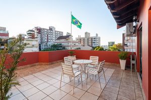 Image 2 - 211695