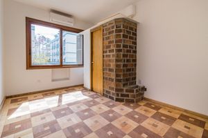 Image 13 - 211733