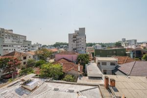 Image 21 - 211750