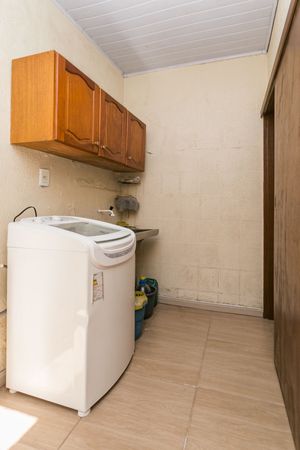 Image 19 - 211774