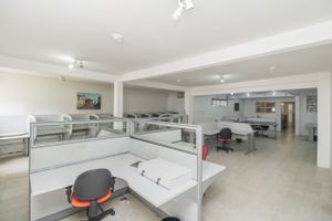 Image 15 - 211784