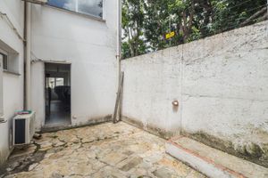 Image 21 - 211784