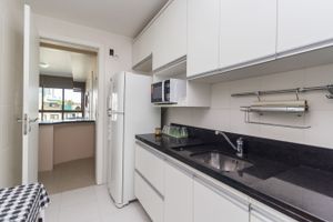 Image 20 - 211836