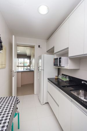 Image 21 - 211836
