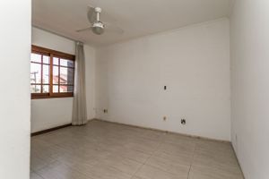Image 9 - 211910