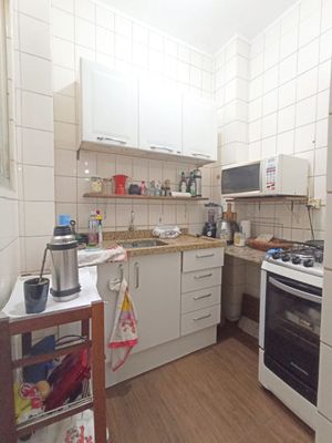 Image 7 - 211940