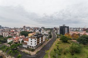 Image 7 - 211946