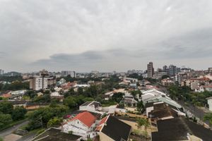 Image 19 - 211946