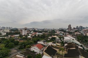 Image 23 - 211946