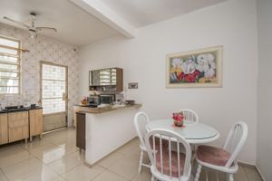 Image 32 - 212049