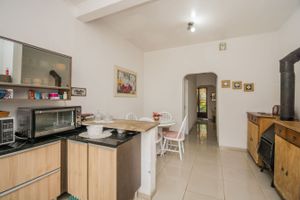 Image 35 - 212049