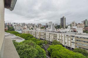 Image 19 - 212072