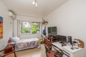 Image 11 - 212113