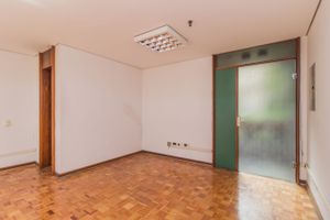 Image 3 - 212136