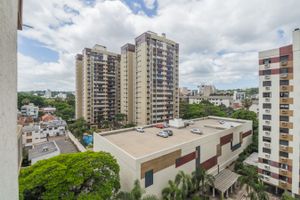 Image 6 - 212147