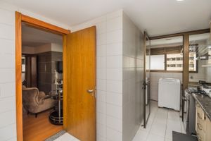 Image 32 - 212147