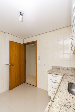Image 30 - 212158