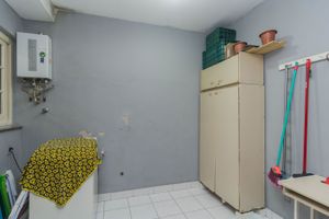 Image 30 - 212259