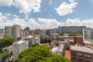 Image 24 - 212319