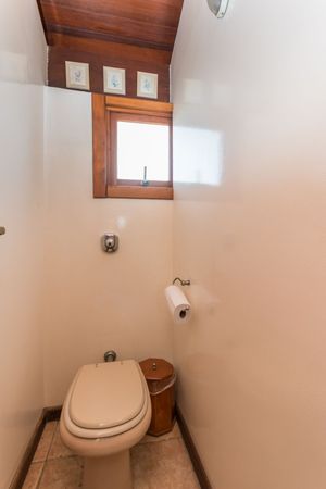 Image 32 - 212319