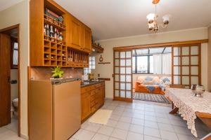 Image 28 - 212323